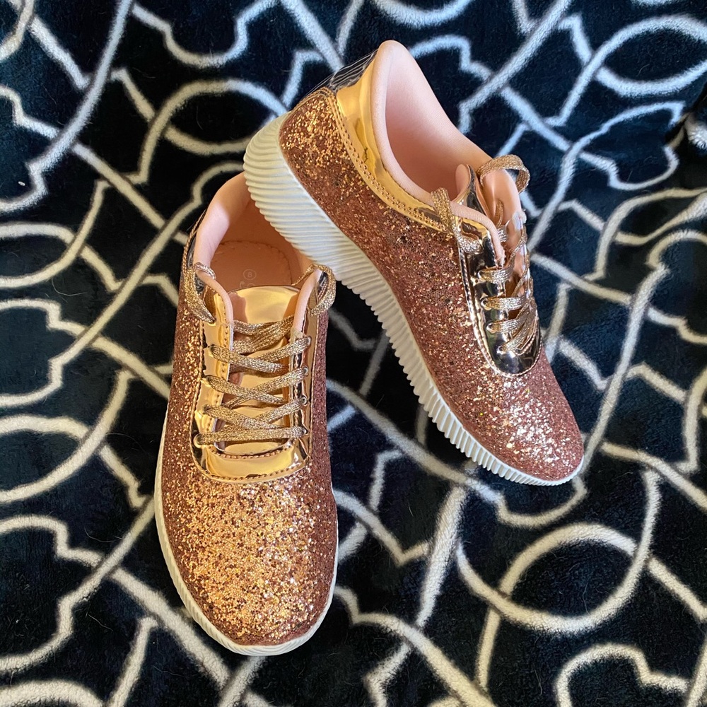 !!!SALE!!! NWT Rose Gold Glitter Metallic Sneakers